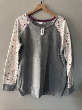 Maurices | Heather Gray with Neon sleeves | 1X